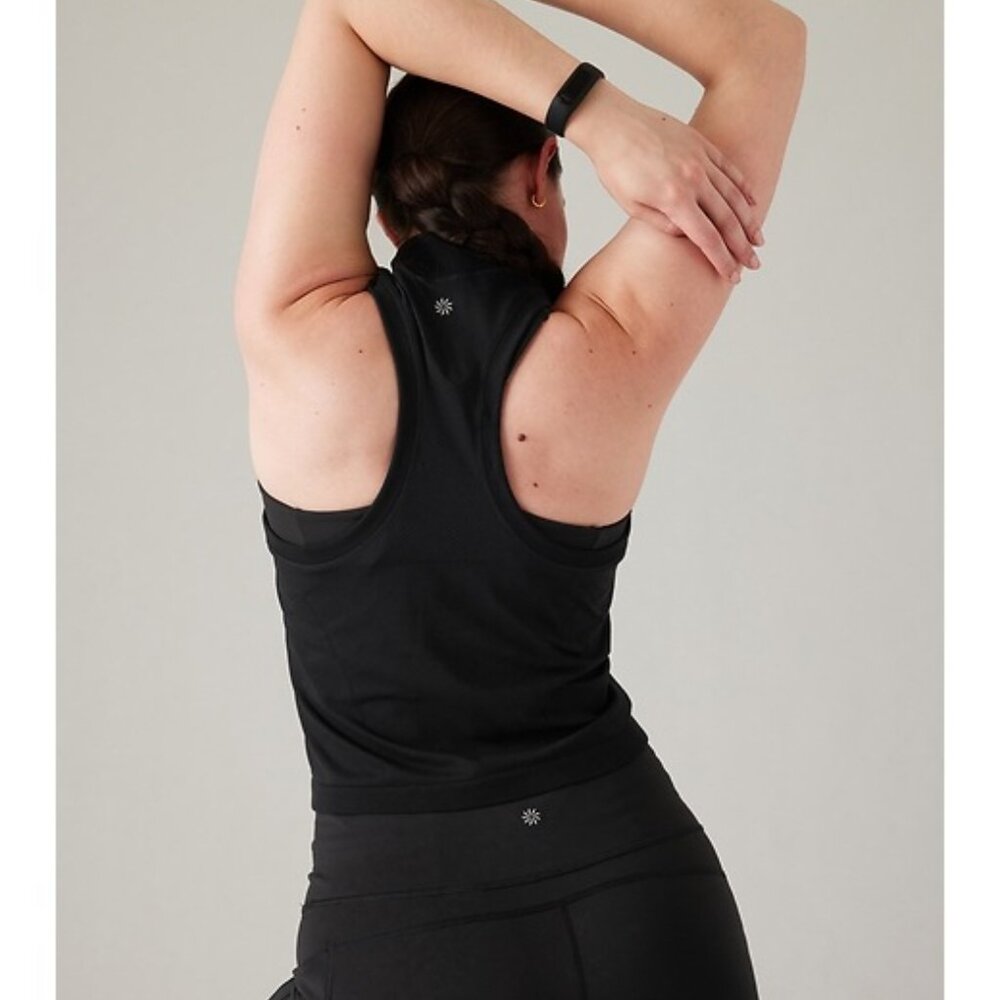 Athleta Momentum Tank Top - Size Medium - Black